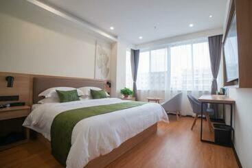 酒店 Green Tree Inn Express Suzhou Zhangjiagang Free Trade Zone Central Plaza