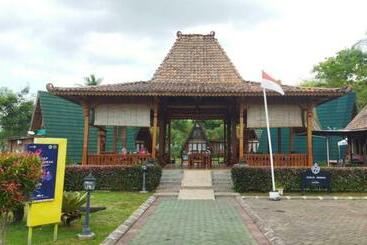 בית מלון כפרי Borobudur Balkondes Saka Pitu