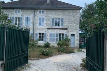 Bed and Breakfast Chambres D Hôtes Dans Une Maison De Caractère