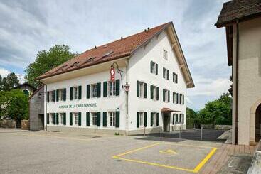 Отель Auberge La Croix Blanche