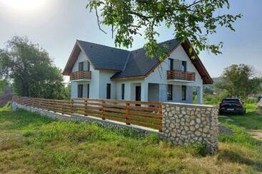 Пансион Eco Familia