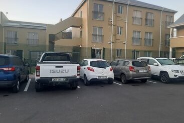 ペンション Monument Western Guesthouse