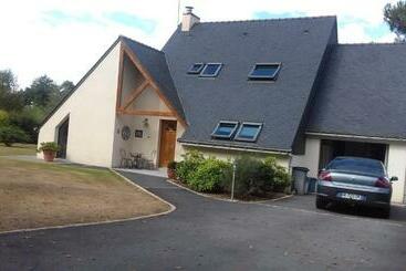 住宿加早餐  Chambre Chez L Habitant