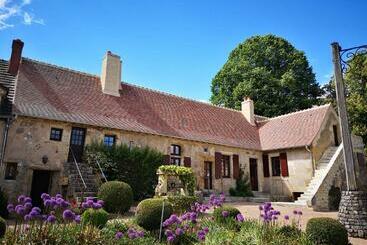 مبيت وإفطار La Maison D Apremont