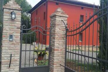 פנסיון Corte San Petronio