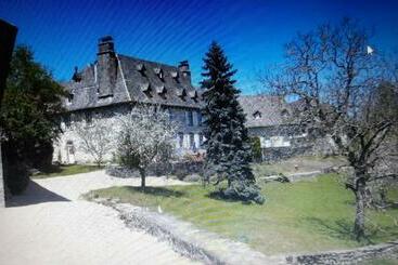 مبيت وإفطار Domaine Du Cousques