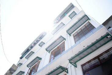 酒店 Ankita River & Hill View