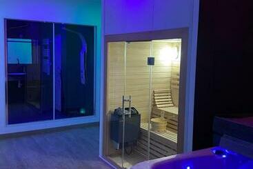 ホテル Luana Spa