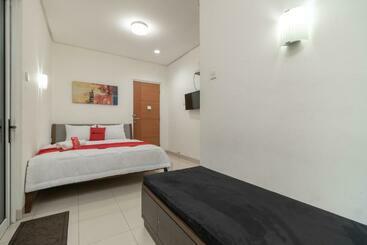 فندق Reddoorz At Kresek