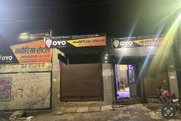 ホテル Spot On Bhadhowriya