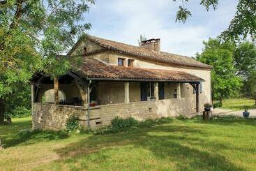 ペンション La Quintarde