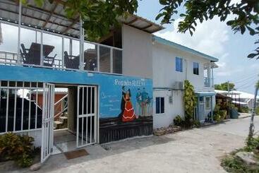 ペンション Posada Aleeny