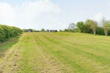 Курорт Steam Mill Lodges
