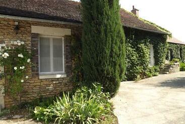 Пансион L Instant..