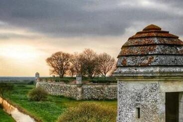 פנסיון Les Vieilles Pierres