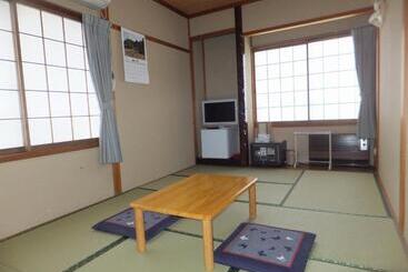 ユースホステル Minshuku Iwatakan