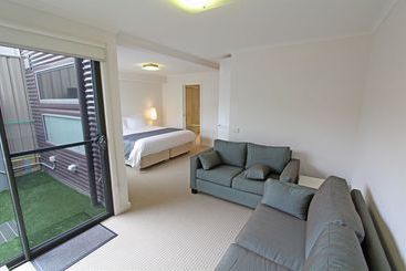 בית מלון כפרי 7 Falls Apartments