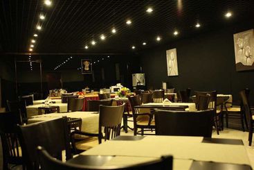 בית מלון כפרי Ave Cezar Bolshaya Konjushennaya