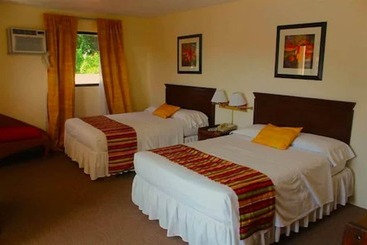 Отель Bunker Hill