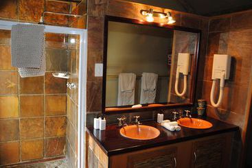 ホテル Chapungu Luxury Tented Camp