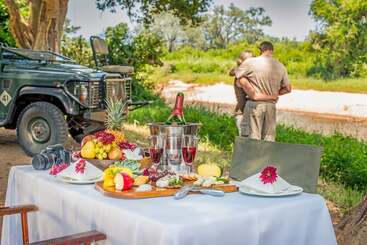 בית מלון כפרי Karongwe Portfolio Chisomo Safari Camp