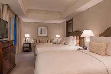 هتل Discovery Primea