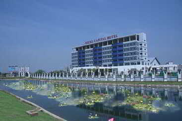 هتل Excel Capital