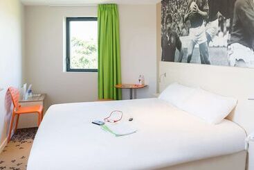 ホテル Ibis Styles Villeneuve Sur Lot