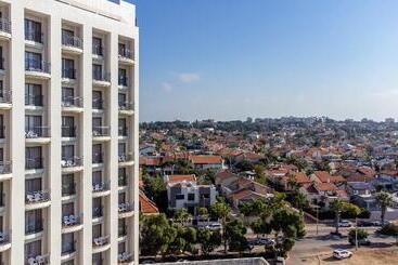 酒店 Tamara Ashkelon