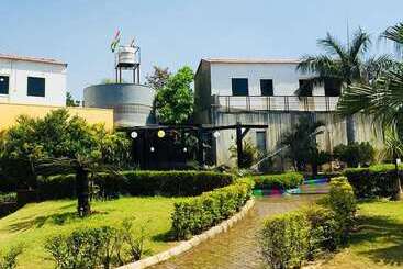 酒店 The Awesome Farms & Resorts