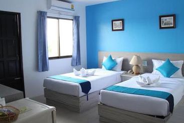 هتل Twin Inn