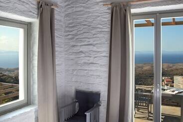 Kea Village Suites & Villas