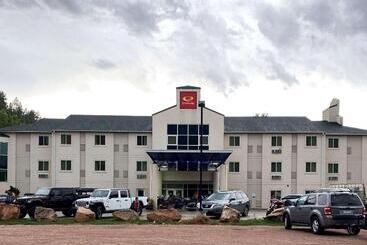 فندق على الطريق Econo Lodge