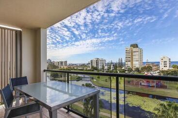 호텔 The Mirage Resort Alexandra Headland