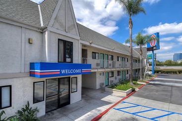 Motel 6 Anaheim Stadium - Orange