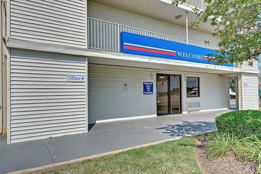 Motel 6 Chicago Southwest - Aurora