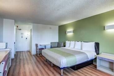 Motel 6 Greenwood Village, Co   Denver   South Tech Center