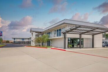 Motel 6euless, Tx  Dallas