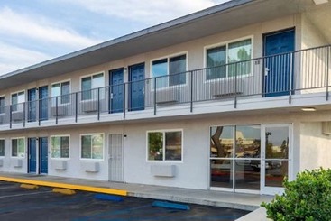 Motel 6fontana, Ca