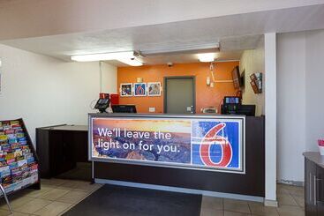Motel 6mesa, Az  South