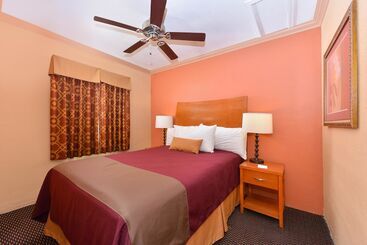 מוטל Americas Best Value Inn Porterville