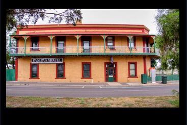 Pampas Motel