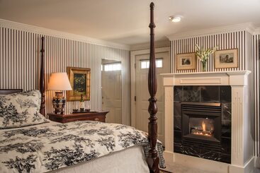 مبيت وإفطار The Inn At Ormsby Hill