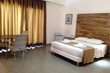 Bougainvillea Hotel Apartments