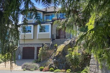 Eagle Rock Bed And Breakfast