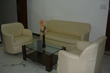 فندق Humsika Inn