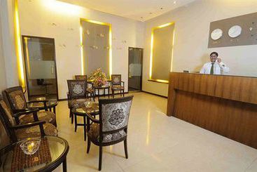 هتل Landmark Annexe