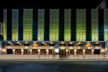 فندق Leisure Inn Grand Chanakya