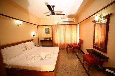 فندق Mayura Residency