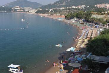 בית מלון כפרי Obala